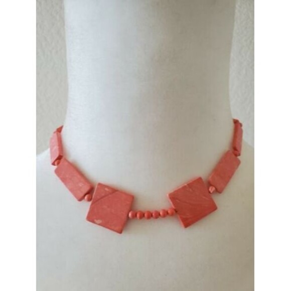 VTG Stone Necklace Pink Geometric Screw Clasp Natural Veined Gem Healing - Picture 1 of 5